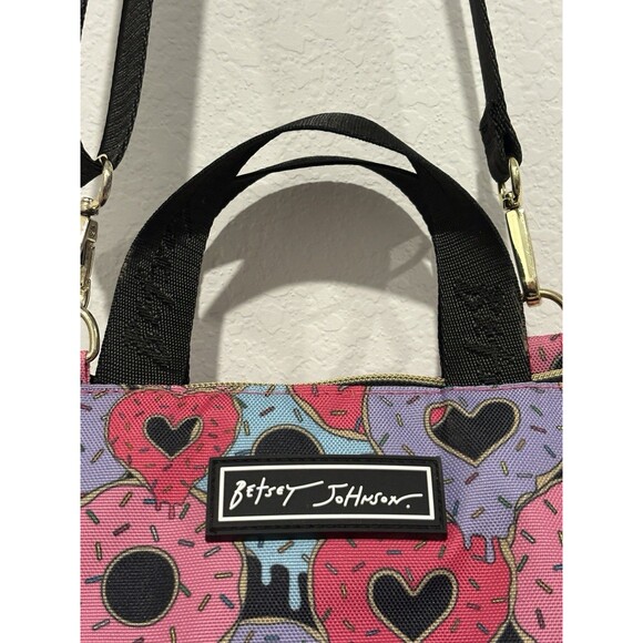 Betsy Johnson Pink Purple Sprinkle Donut Insulated Zippered Lunch Bag - Picture 4 of 6